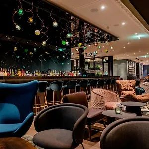 Hotel One Stuttgart-hauptbahnhof, Stoccarda