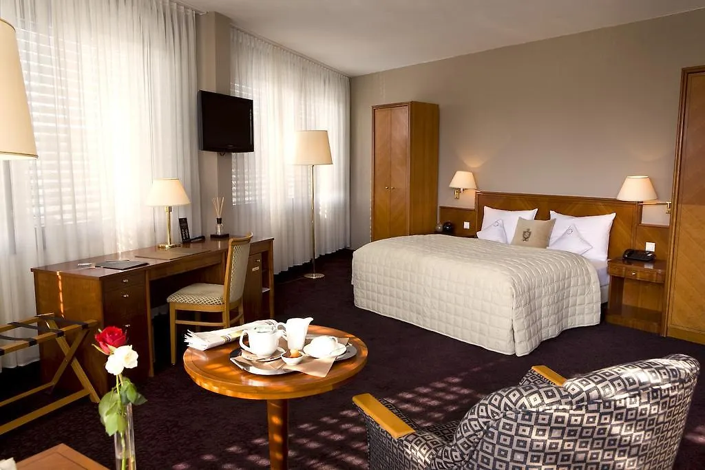 Ross Hotel Stuttgart