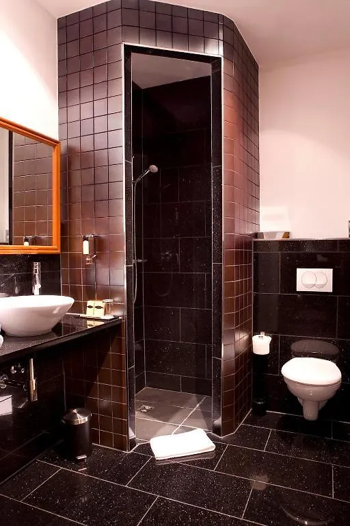 ***  Ross Hotel Stuttgart Germany